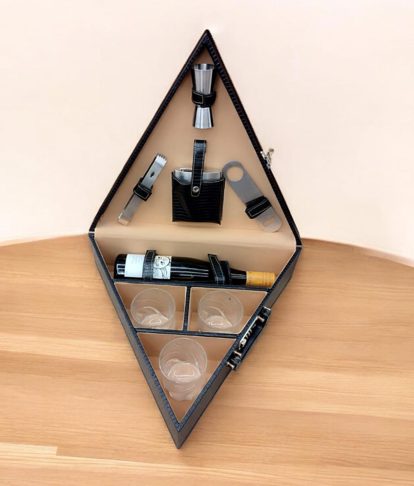 BARSETS AND BAR ACCESSORIES