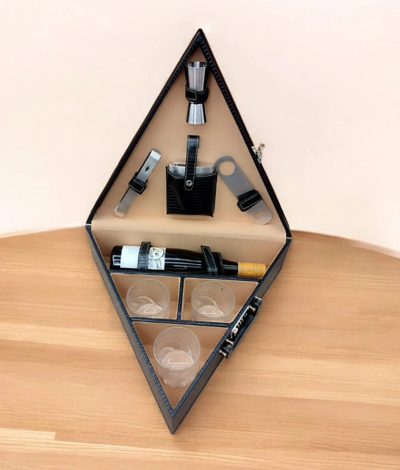 BARSETS AND BAR ACCESSORIES