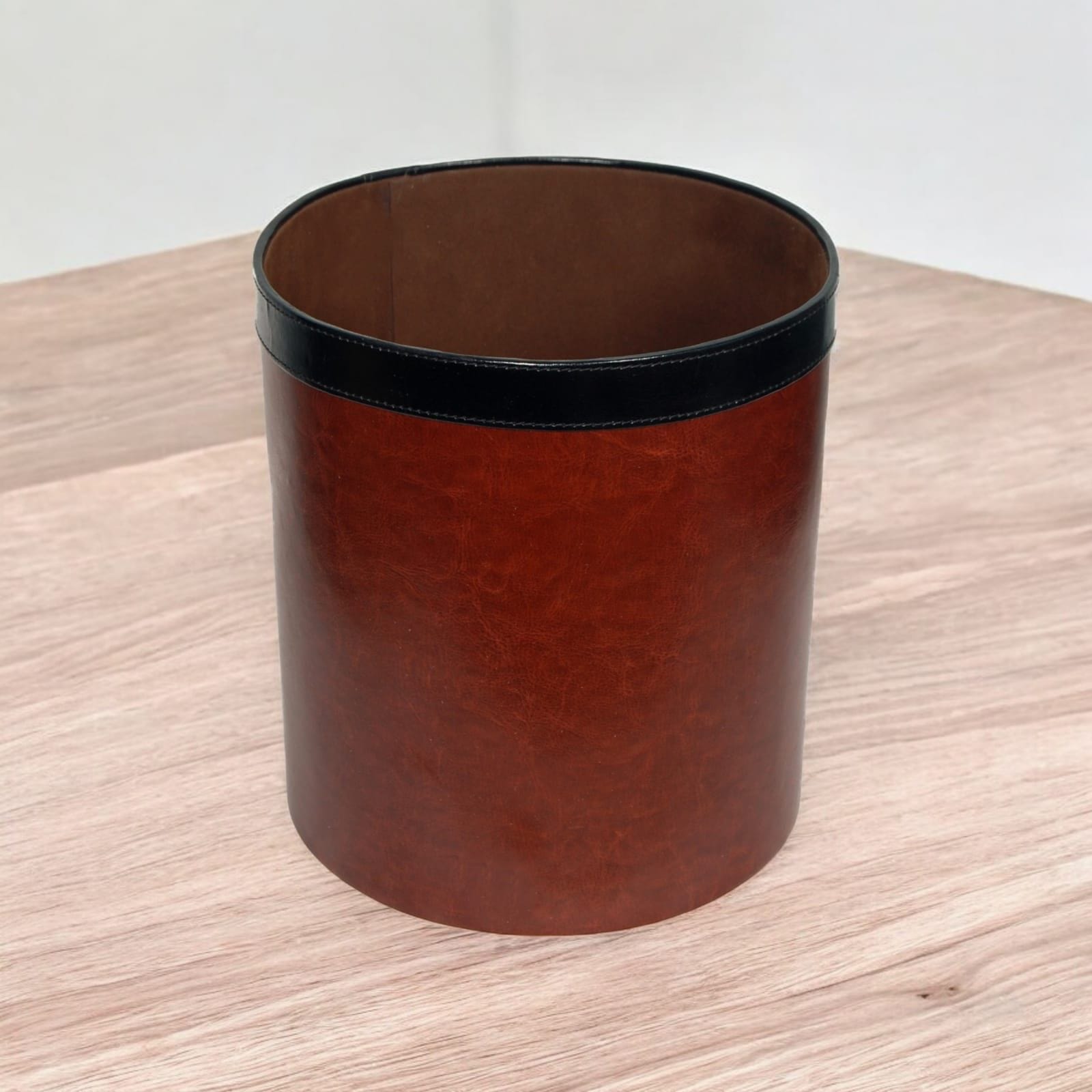 Table Items & Desktop Accessories